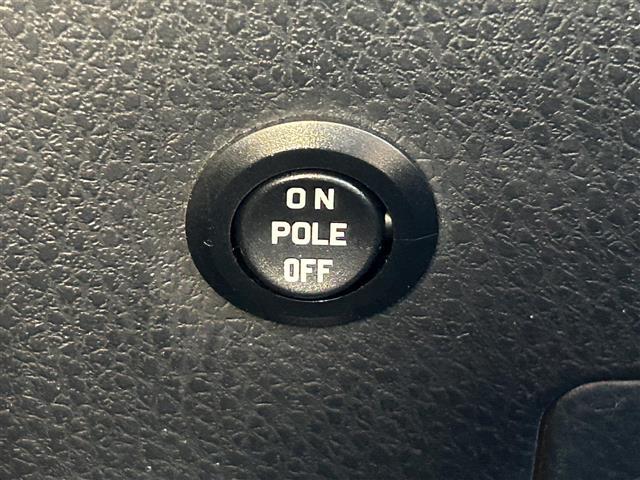 エスクァイア ハイブリッドGi 純正ナビ Bluetooth フルセグ シートヒーター バックカメラ 置き型充電 クルーズコントロール 衝突軽減ブレーキ 両側パワースライド ドアバイザー オートライト フォグランプ スマートキー(23枚目)