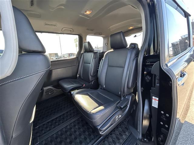 エスクァイア ハイブリッドGi 純正ナビ Bluetooth フルセグ シートヒーター バックカメラ 置き型充電 クルーズコントロール 衝突軽減ブレーキ 両側パワースライド ドアバイザー オートライト フォグランプ スマートキー(28枚目)