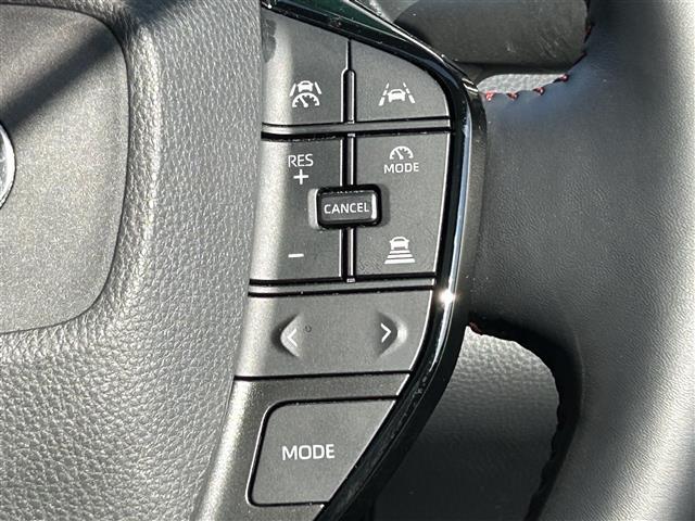 プリウス Z メーカーOPナビ モデリスタエアロ 全方位カメラ パノラマルーフ デジタルインナーミラー トヨタセーフティセンス ビルトインETC2.0 BSM シートヒーター エアーシート 電動リアゲート(10枚目)