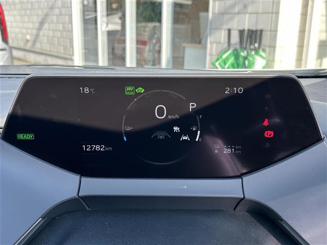 プリウス Z メーカーOPナビ モデリスタエアロ 全方位カメラ パノラマルーフ デジタルインナーミラー トヨタセーフティセンス ビルトインETC2.0 BSM シートヒーター エアーシート 電動リアゲート(11枚目)