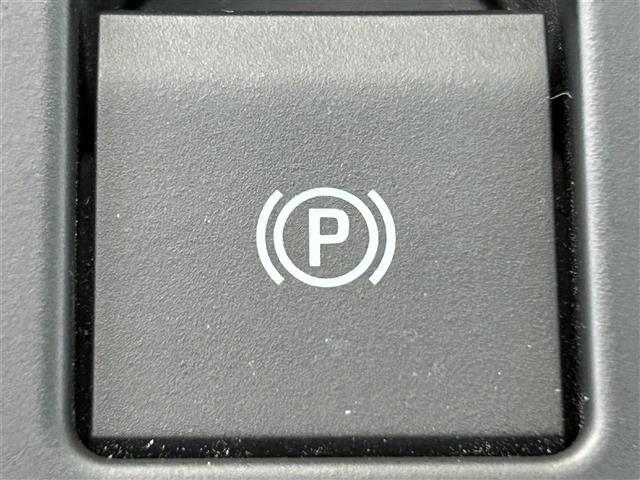 プリウス Z メーカーOPナビ モデリスタエアロ 全方位カメラ パノラマルーフ デジタルインナーミラー トヨタセーフティセンス ビルトインETC2.0 BSM シートヒーター エアーシート 電動リアゲート(17枚目)