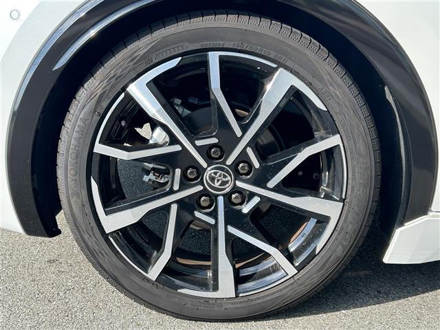 プリウス Z メーカーOPナビ モデリスタエアロ 全方位カメラ パノラマルーフ デジタルインナーミラー トヨタセーフティセンス ビルトインETC2.0 BSM シートヒーター エアーシート 電動リアゲート(41枚目)