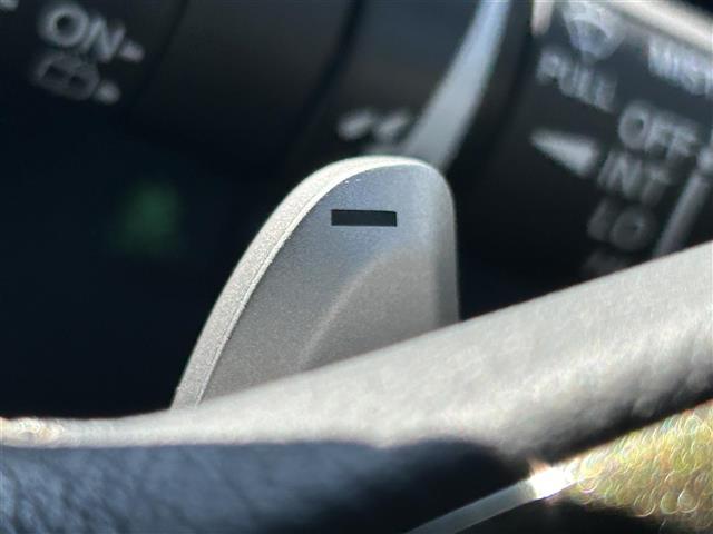 N-BOXカスタム G・Lターボホンダセンシング 純正8インチナビ フルセグTV Bluetooth接続 CD/DVD USB入力端子 ApplePlay バックカメラ ビルトインETC パドルシフト ハーフレザーシート シートヒーター 両側パワスラ(12枚目)