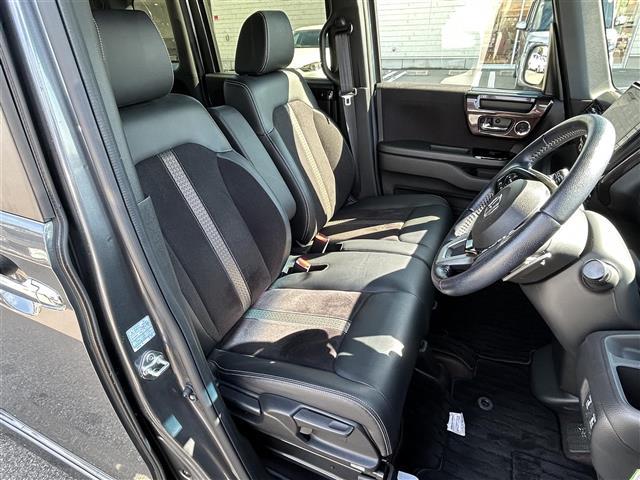 N-BOXカスタム G・Lターボホンダセンシング 純正8インチナビ フルセグTV Bluetooth接続 CD/DVD USB入力端子 ApplePlay バックカメラ ビルトインETC パドルシフト ハーフレザーシート シートヒーター 両側パワスラ(25枚目)