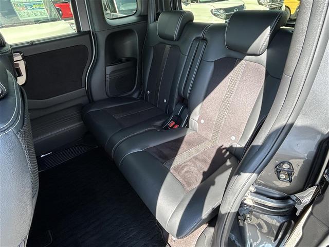 N-BOXカスタム G・Lターボホンダセンシング 純正8インチナビ フルセグTV Bluetooth接続 CD/DVD USB入力端子 ApplePlay バックカメラ ビルトインETC パドルシフト ハーフレザーシート シートヒーター 両側パワスラ(28枚目)