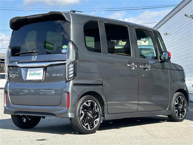 N-BOXカスタム G・Lターボホンダセンシング 純正8インチナビ フルセグTV Bluetooth接続 CD/DVD USB入力端子 ApplePlay バックカメラ ビルトインETC パドルシフト ハーフレザーシート シートヒーター 両側パワスラ(32枚目)