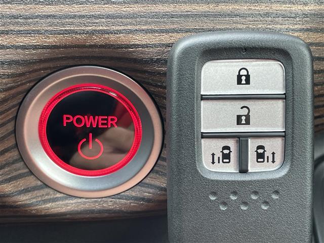 フリードハイブリッド ハイブリッド・クロスター 純正9インチプレミアムインターナビ Bluetooth フルセグ HDMI アップルカープレイ CD/DVD 純正15.6インチフリップダウン ETC 両側パワースライド ハーフレザーシート(16枚目)