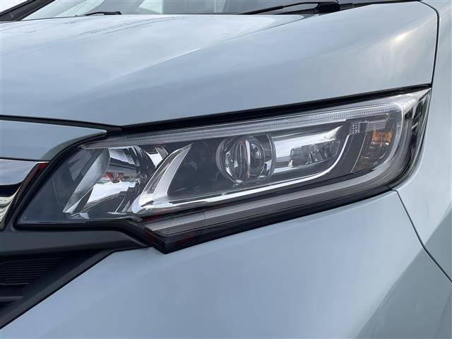 フリードハイブリッド ハイブリッド・クロスター 純正9インチプレミアムインターナビ Bluetooth フルセグ HDMI アップルカープレイ CD/DVD 純正15.6インチフリップダウン ETC 両側パワースライド ハーフレザーシート(32枚目)