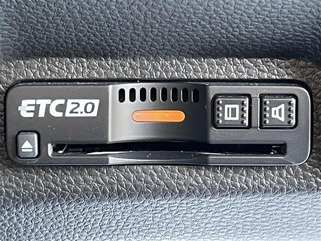 ヴェゼル e:HEV Z 純正ナビ付ディスプレイオーディオ フルセグTV Bluetoothオーディオ ApplePlay アンドロイドオート バックカメラ ステアリングリモコン クルーズコントロール(追従あり) パドルシフト(4枚目)