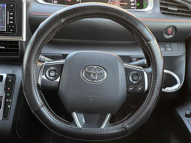 シエンタ G クエロ 社外ナビ(パナソニック) バックカメラ フルセグTV Bluetoothオーディオ CD/ DVD ステアリングリモコン 両側パワースライドドア トヨタセーフティセンス ETC ハーフレザーシート(7枚目)