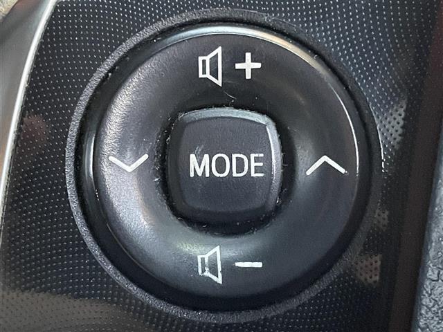 シエンタ G クエロ 社外ナビ(パナソニック) バックカメラ フルセグTV Bluetoothオーディオ CD/ DVD ステアリングリモコン 両側パワースライドドア トヨタセーフティセンス ETC ハーフレザーシート(10枚目)