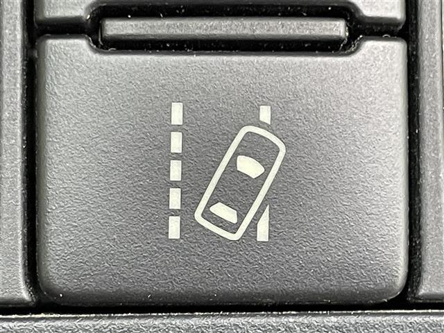 シエンタ G クエロ 社外ナビ(パナソニック) バックカメラ フルセグTV Bluetoothオーディオ CD/ DVD ステアリングリモコン 両側パワースライドドア トヨタセーフティセンス ETC ハーフレザーシート(19枚目)