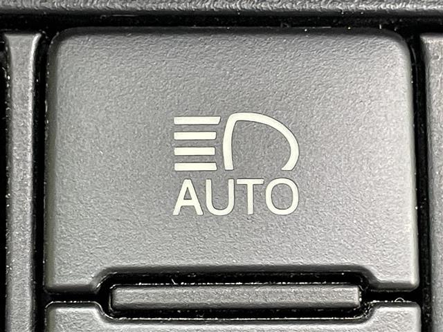 シエンタ G クエロ 社外ナビ(パナソニック) バックカメラ フルセグTV Bluetoothオーディオ CD/ DVD ステアリングリモコン 両側パワースライドドア トヨタセーフティセンス ETC ハーフレザーシート(20枚目)