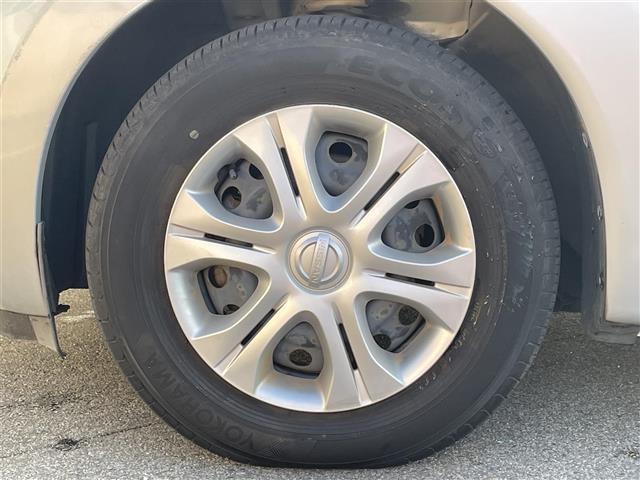 ノート X Vセレクション+セーフティ 純正オーディオ CD/DVD AUX ETC 全方位カメラ スマージェンシーブレーキ 純正フロアマット 純正バイザー ヘッドライトべライザー スマートキー レーンキープアシスト 横滑り防止装置(39枚目)