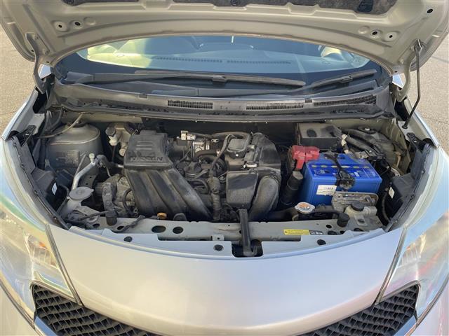 ノート X Vセレクション+セーフティ 純正オーディオ CD/DVD AUX ETC 全方位カメラ スマージェンシーブレーキ 純正フロアマット 純正バイザー ヘッドライトべライザー スマートキー レーンキープアシスト 横滑り防止装置(40枚目)