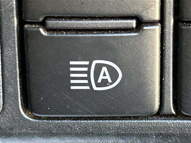 タンク カスタムＧ　純正９インチナビ　フルセグＴＶ　ＢＴオーディオ　ＣＤ／ＤＶＤ　バックカメラ　ＥＴＣ　ステアリングスイッチ　クルーズコントロール　スマートアシスト　モデリスタエアロ　両側パワスラ　オートハイビーム（23枚目）