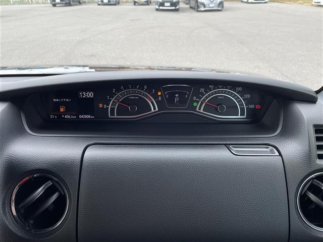 N-BOXカスタム Lターボ 純正ナビSDナビ8インチ フルセグ Bluetooth アップルカープレイ ETC 両側パワースライド バックカメラ クルーズコントロール シートヒーター ステアリングスイッチ 純正フロアマット(13枚目)