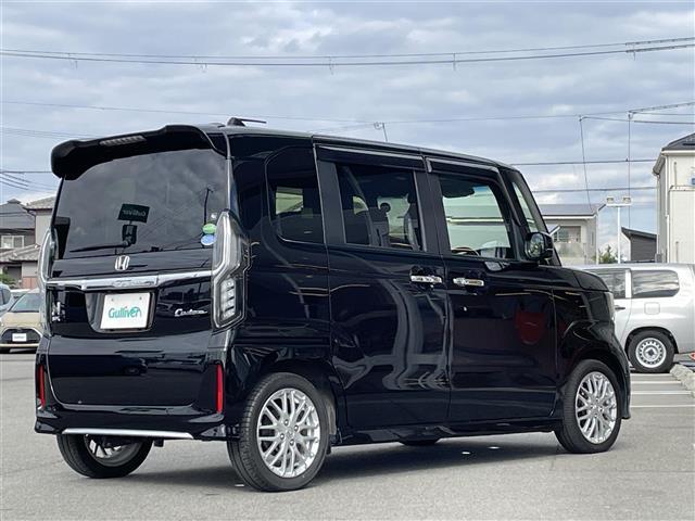 N-BOXカスタム Lターボ 純正ナビSDナビ8インチ フルセグ Bluetooth アップルカープレイ ETC 両側パワースライド バックカメラ クルーズコントロール シートヒーター ステアリングスイッチ 純正フロアマット(34枚目)