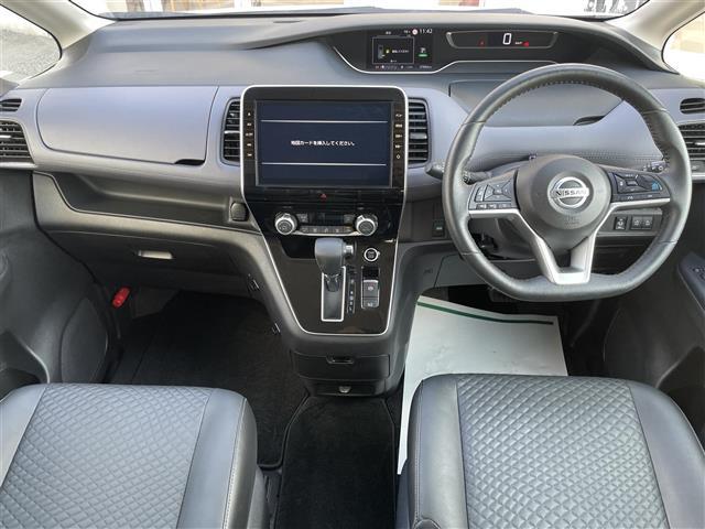 セレナ ハイウェイスターＶ　純正１０インチＳＤナビ　プロパイロット　両側パワースライドドア　フリップダウンモニター　バックカメラ　ハンズフリー　ビルトインＥＴＣ　ＬＥＤヘッドライト　純正マット　純正ＡＷ　エマージェンシーブレーキ（42枚目）