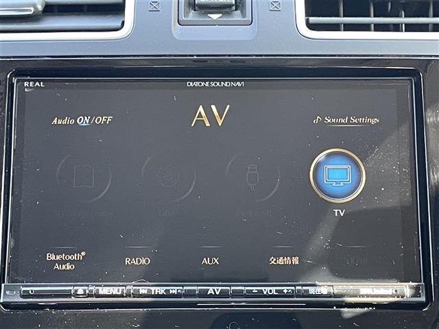フォレスター Ｓ－リミテッド　純正ディーラーＯＰダイアトーンサウンドナビ　フルセグＴＶ　シートヒーター　Ｂｌｕｅｔｏｏｔｈオーディオ　バックカメラ　ＥＴＣ　ステアリングリモコン　クルーズコントロール（追従）　パドルシフト　４ＷＤ（3枚目）