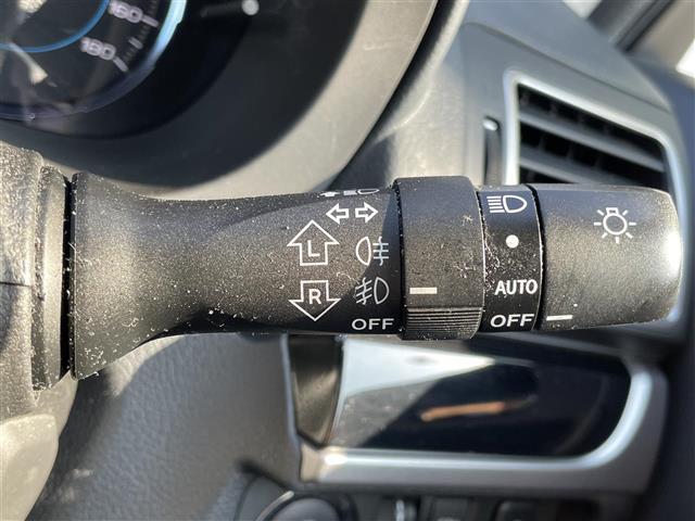 フォレスター Ｓ－リミテッド　純正ディーラーＯＰダイアトーンサウンドナビ　フルセグＴＶ　シートヒーター　Ｂｌｕｅｔｏｏｔｈオーディオ　バックカメラ　ＥＴＣ　ステアリングリモコン　クルーズコントロール（追従）　パドルシフト　４ＷＤ（12枚目）