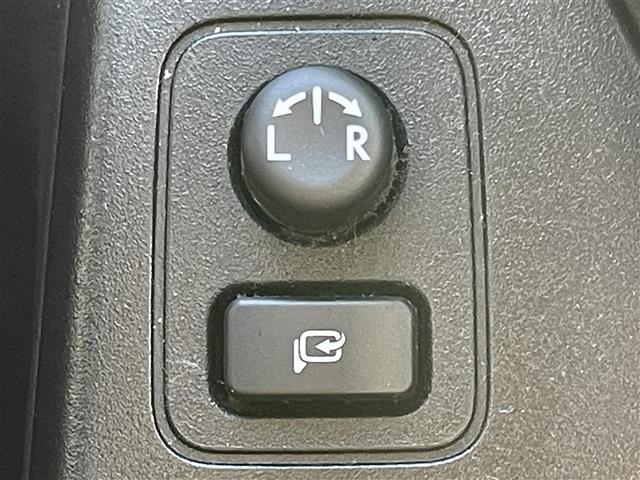 フォレスター Ｓ－リミテッド　純正ディーラーＯＰダイアトーンサウンドナビ　フルセグＴＶ　シートヒーター　Ｂｌｕｅｔｏｏｔｈオーディオ　バックカメラ　ＥＴＣ　ステアリングリモコン　クルーズコントロール（追従）　パドルシフト　４ＷＤ（17枚目）