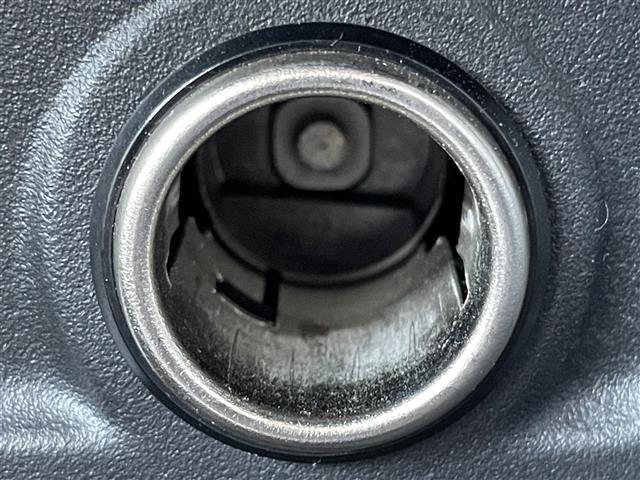 フォレスター Ｓ－リミテッド　純正ディーラーＯＰダイアトーンサウンドナビ　フルセグＴＶ　シートヒーター　Ｂｌｕｅｔｏｏｔｈオーディオ　バックカメラ　ＥＴＣ　ステアリングリモコン　クルーズコントロール（追従）　パドルシフト　４ＷＤ（25枚目）