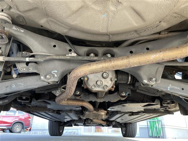 フォレスター Ｓ－リミテッド　純正ディーラーＯＰダイアトーンサウンドナビ　フルセグＴＶ　シートヒーター　Ｂｌｕｅｔｏｏｔｈオーディオ　バックカメラ　ＥＴＣ　ステアリングリモコン　クルーズコントロール（追従）　パドルシフト　４ＷＤ（41枚目）