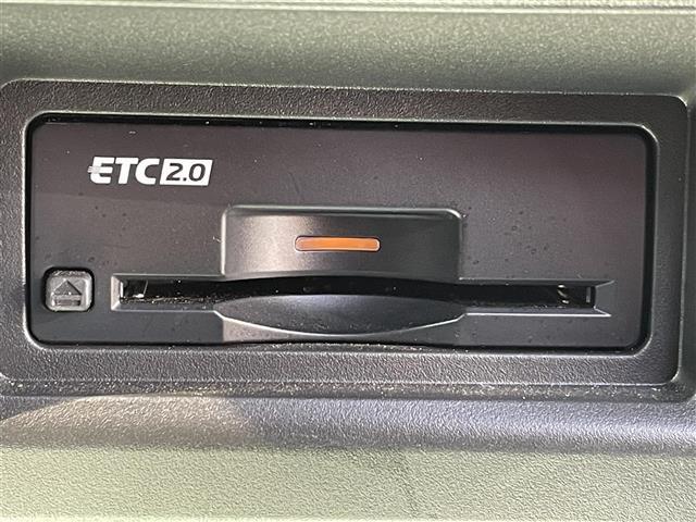 セレナ マルチベッド　ｅ－パワーＨＷＳ　Ｖ　メーカーＯＰ１２インチナビ　リアマルチべッド　アラウンドビューモニター　両側パワースライドドア　デジタルインナーミラー　シートヒーター　ステアリングヒーター　ＥＴＣ　Ｂｌｕｅｔｏｏｔｈ接続　フルセグ（5枚目）