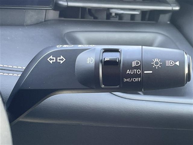 セレナ マルチベッド　ｅ－パワーＨＷＳ　Ｖ　メーカーＯＰ１２インチナビ　リアマルチべッド　アラウンドビューモニター　両側パワースライドドア　デジタルインナーミラー　シートヒーター　ステアリングヒーター　ＥＴＣ　Ｂｌｕｅｔｏｏｔｈ接続　フルセグ（8枚目）