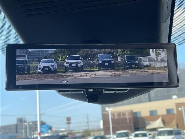 セレナ マルチベッド　ｅ－パワーＨＷＳ　Ｖ　メーカーＯＰ１２インチナビ　リアマルチべッド　アラウンドビューモニター　両側パワースライドドア　デジタルインナーミラー　シートヒーター　ステアリングヒーター　ＥＴＣ　Ｂｌｕｅｔｏｏｔｈ接続　フルセグ（11枚目）