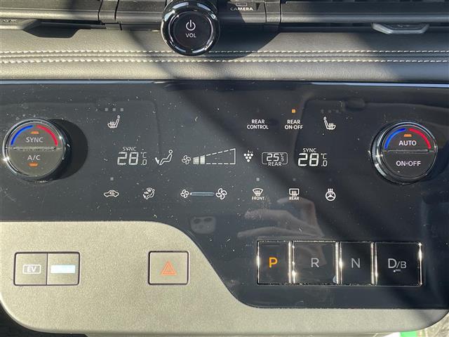 セレナ マルチベッド　ｅ－パワーＨＷＳ　Ｖ　メーカーＯＰ１２インチナビ　リアマルチべッド　アラウンドビューモニター　両側パワースライドドア　デジタルインナーミラー　シートヒーター　ステアリングヒーター　ＥＴＣ　Ｂｌｕｅｔｏｏｔｈ接続　フルセグ（14枚目）