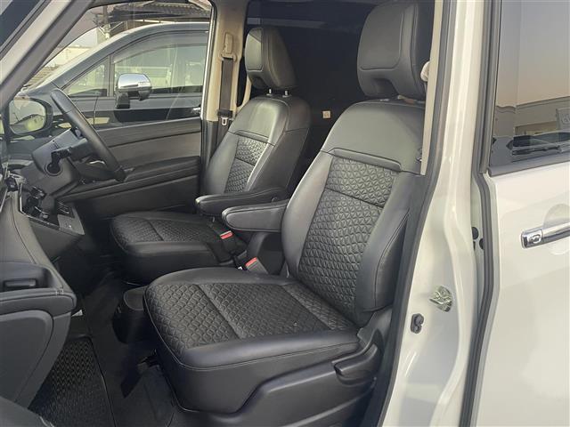 セレナ マルチベッド　ｅ－パワーＨＷＳ　Ｖ　メーカーＯＰ１２インチナビ　リアマルチべッド　アラウンドビューモニター　両側パワースライドドア　デジタルインナーミラー　シートヒーター　ステアリングヒーター　ＥＴＣ　Ｂｌｕｅｔｏｏｔｈ接続　フルセグ（28枚目）