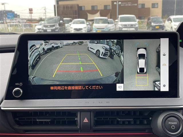 プリウス Ｚ　純正１２．３インチディスプレイオーディオ　追従クルコン　前方ドラレコ　９インチＡＷ　テ゛シ゛タルインナミラー　パノラマビュー　ＢＴ　ＴｙｐｅＣ接続　レザー　オートハイビーム　ビルトインＥＴＣ２．０（4枚目）