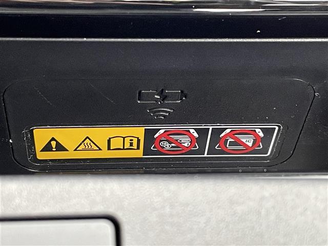 プリウス Ｚ　純正１２．３インチディスプレイオーディオ　追従クルコン　前方ドラレコ　９インチＡＷ　テ゛シ゛タルインナミラー　パノラマビュー　ＢＴ　ＴｙｐｅＣ接続　レザー　オートハイビーム　ビルトインＥＴＣ２．０（26枚目）