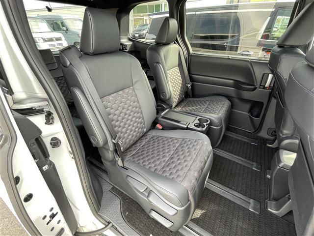 ヴォクシー Ｓ－Ｚ　純正８インチディスプレイオーディオ　両側パワースライド　　前後ドライブレコーダー　追従クルコン　バックカメラ　電動リアゲート　ＢＳＭ　ハンズフリードア　フルセグ　フリップダウンモニター　ＥＴＣ（28枚目）