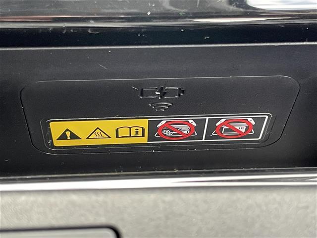 プリウス Z 純正12.3インチナビ デジタルインナーミラー 置き換え充電 パノラマルーフ レーダークルーズコントロール ワイヤレス充電 シートヒーター エアーシート モデリスタフルエアロ ETC 全方位カメラ(26枚目)