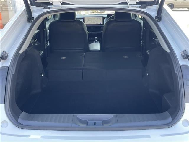 プリウス Z 純正12.3インチナビ デジタルインナーミラー 置き換え充電 パノラマルーフ レーダークルーズコントロール ワイヤレス充電 シートヒーター エアーシート モデリスタフルエアロ ETC 全方位カメラ(31枚目)