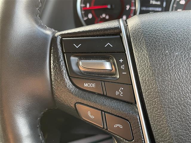 アルファード ２．５Ｓ　Ｃパッケージ　純正ナビ　フルセグ　Ｂｌｕｅｔｏｏｔｈ　ＣＤ／ＤＶＤ　後席モニター　デジタルインナーミラー　モデリスタフルエアロ　ステアリングヒーター　シートメモリー　シートヒーター　エアシート　純正フロアマット（12枚目）