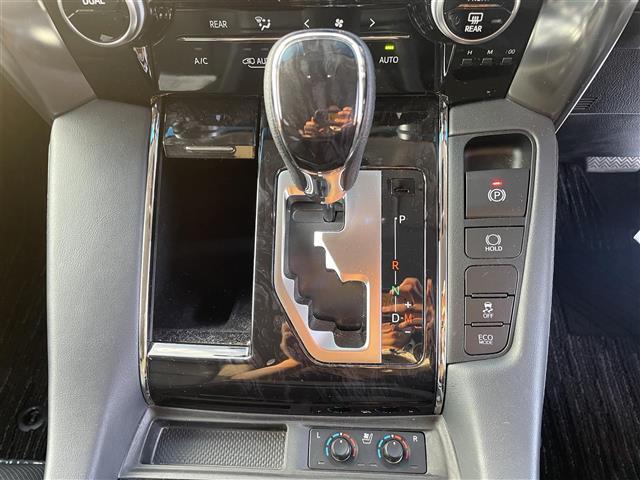 アルファード ２．５Ｓ　Ｃパッケージ　純正ナビ　フルセグ　Ｂｌｕｅｔｏｏｔｈ　ＣＤ／ＤＶＤ　後席モニター　デジタルインナーミラー　モデリスタフルエアロ　ステアリングヒーター　シートメモリー　シートヒーター　エアシート　純正フロアマット（18枚目）