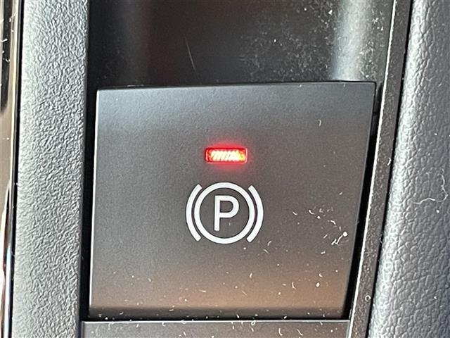 アルファード ２．５Ｓ　Ｃパッケージ　純正ナビ　フルセグ　Ｂｌｕｅｔｏｏｔｈ　ＣＤ／ＤＶＤ　後席モニター　デジタルインナーミラー　モデリスタフルエアロ　ステアリングヒーター　シートメモリー　シートヒーター　エアシート　純正フロアマット（20枚目）