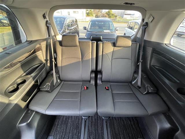 アルファード ２．５Ｓ　Ｃパッケージ　純正ナビ　フルセグ　Ｂｌｕｅｔｏｏｔｈ　ＣＤ／ＤＶＤ　後席モニター　デジタルインナーミラー　モデリスタフルエアロ　ステアリングヒーター　シートメモリー　シートヒーター　エアシート　純正フロアマット（30枚目）