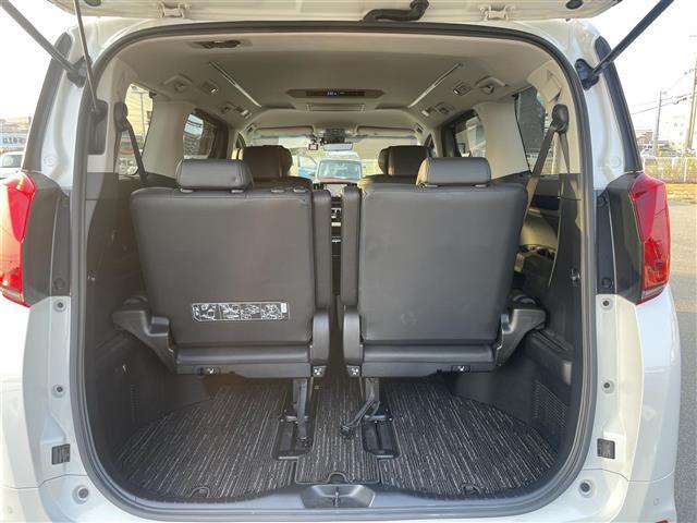 アルファード ２．５Ｓ　Ｃパッケージ　純正ナビ　フルセグ　Ｂｌｕｅｔｏｏｔｈ　ＣＤ／ＤＶＤ　後席モニター　デジタルインナーミラー　モデリスタフルエアロ　ステアリングヒーター　シートメモリー　シートヒーター　エアシート　純正フロアマット（31枚目）