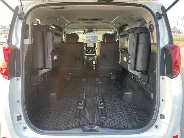 アルファード ２．５Ｓ　Ｃパッケージ　純正ナビ　フルセグ　Ｂｌｕｅｔｏｏｔｈ　ＣＤ／ＤＶＤ　後席モニター　デジタルインナーミラー　モデリスタフルエアロ　ステアリングヒーター　シートメモリー　シートヒーター　エアシート　純正フロアマット（32枚目）