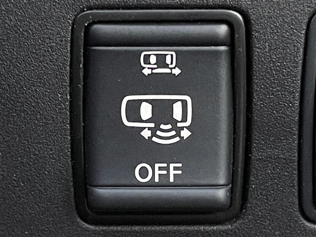 セレナ ハイウェイスター　Ｖ　社外７インチナビ　フルセグ　Ｂｌｕｅｔｏｏｔｈ接続　フリップダウンモニター（ＡＬＰＩＮＥ）　両側パワスラ　プロパイロット　アラウンドビュー　デジタルインナーミラー　ＥＴＣ　追従クルコン　ドアバイザー（22枚目）