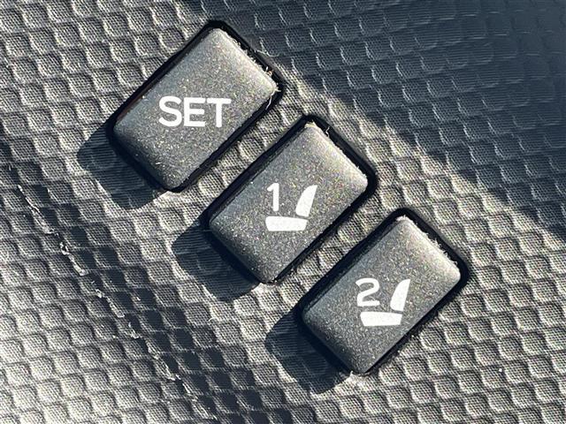 フォレスター アドバンス　純正Ｄ　ｏｐナビ　フルセグ　ＢＴ　ＣＤ／ＤＶＤ／ＢＤ　バック、左サイド、フロントカメラ　デジタルインナーミラー　アイサイト　パワーＢドア　純正ＡＷ付冬タイヤ　ＥＴＣ　全席シートヒーター　ルーフレール（19枚目）