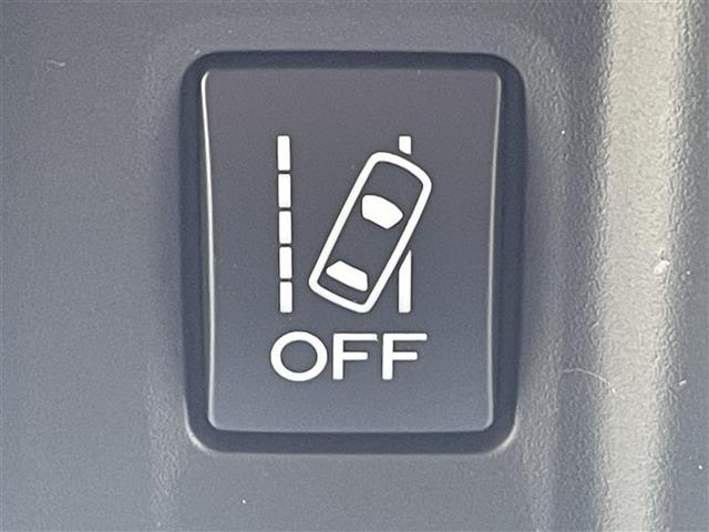 フォレスター アドバンス　純正Ｄ　ｏｐナビ　フルセグ　ＢＴ　ＣＤ／ＤＶＤ／ＢＤ　バック、左サイド、フロントカメラ　デジタルインナーミラー　アイサイト　パワーＢドア　純正ＡＷ付冬タイヤ　ＥＴＣ　全席シートヒーター　ルーフレール（23枚目）