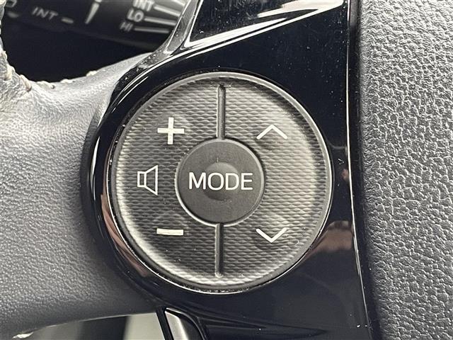 アクア Ｇ　ＧＲスポーツ　純正９インチナビ　Ｂｌｕｅｔｏｏｔｈ接続　フルセグ　バックカメラ　ＥＴＣ　シートヒーター　ハーフレザーシート　ＬＥＤヘッドライト　オートハイビーム　衝突軽減ブレーキ　純正フロアマット　スマートキー（9枚目）