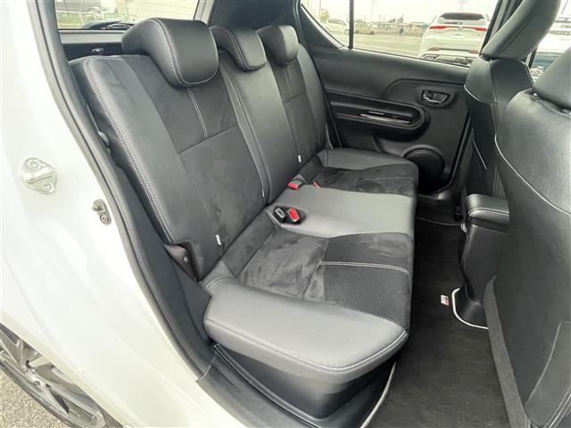 アクア Ｇ　ＧＲスポーツ　純正９インチナビ　Ｂｌｕｅｔｏｏｔｈ接続　フルセグ　バックカメラ　ＥＴＣ　シートヒーター　ハーフレザーシート　ＬＥＤヘッドライト　オートハイビーム　衝突軽減ブレーキ　純正フロアマット　スマートキー（29枚目）