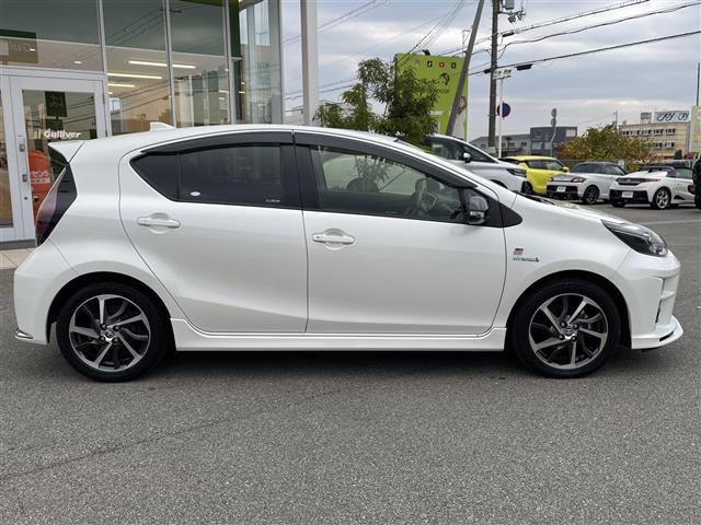 アクア Ｇ　ＧＲスポーツ　純正９インチナビ　Ｂｌｕｅｔｏｏｔｈ接続　フルセグ　バックカメラ　ＥＴＣ　シートヒーター　ハーフレザーシート　ＬＥＤヘッドライト　オートハイビーム　衝突軽減ブレーキ　純正フロアマット　スマートキー（37枚目）